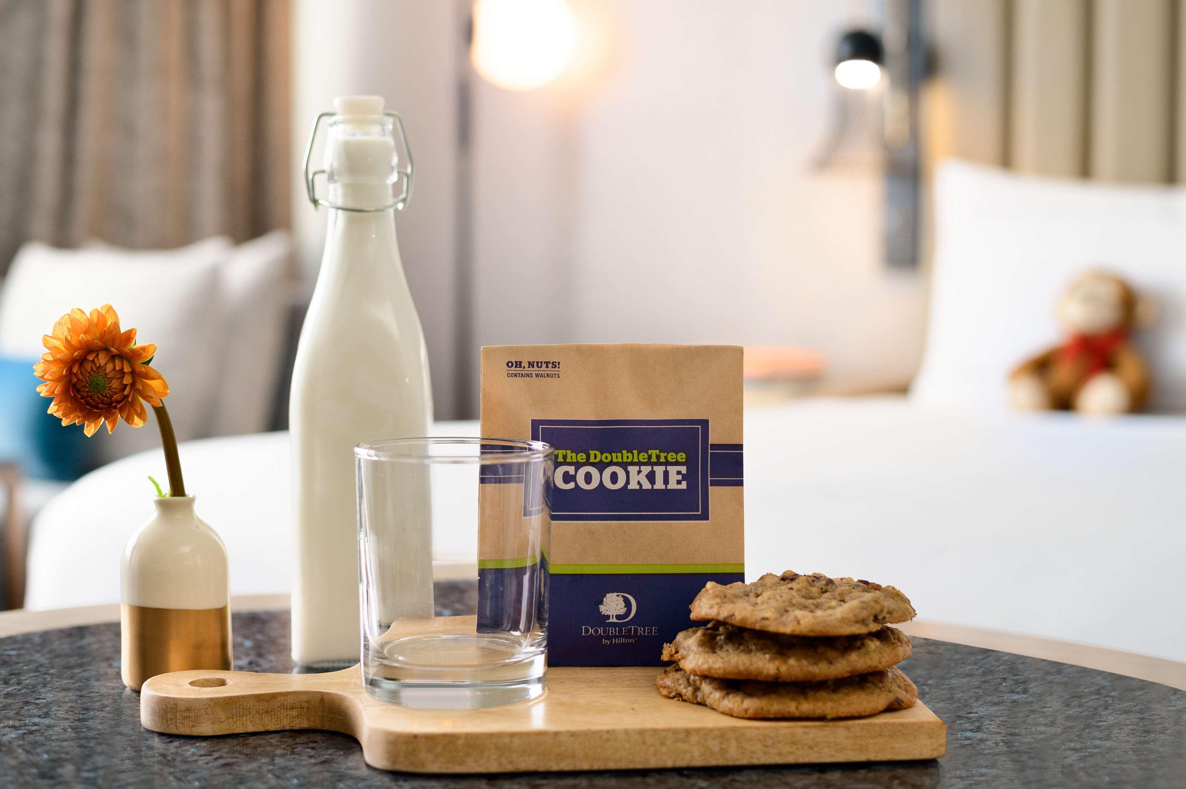 Doubletree By Hilton San Francisco South Airport Blvd Hotell South San Francisco Exteriör bild